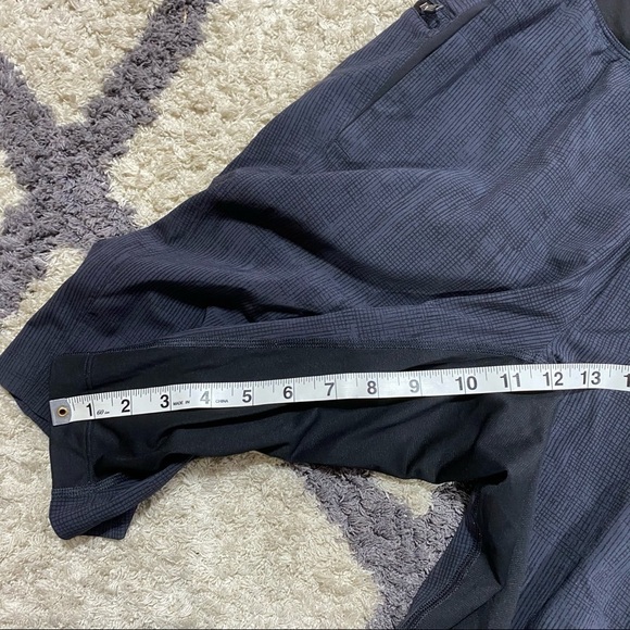 Lululemon T.H.E. Short *Linerless 11" - Picture 11 of 14
